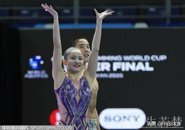 郭牧也与郭思彤勇夺混双技术自选赛银牌 郭牧也与郭思彤勇夺混双技术自选赛银牌
